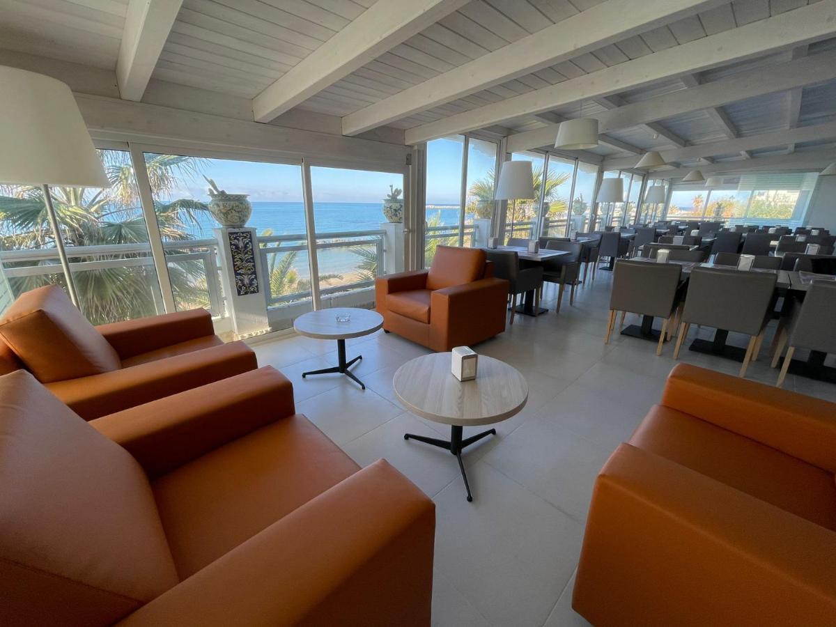Hotel Sul Mare Al Gabbiano Scoglitti Exterior photo