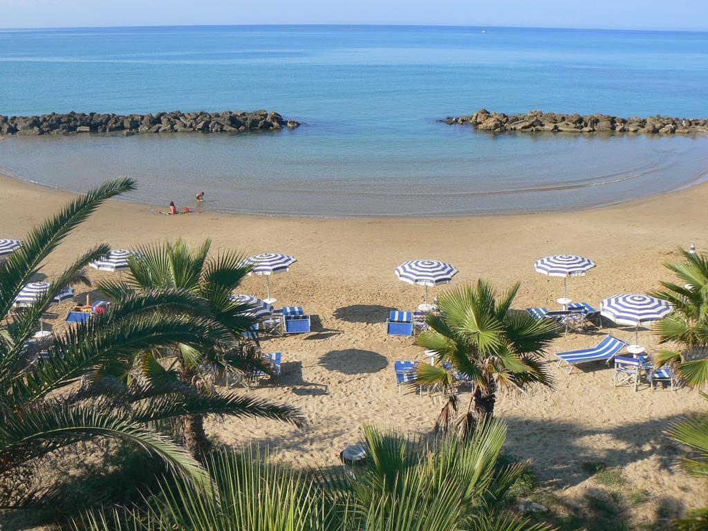 Hotel Sul Mare Al Gabbiano Scoglitti Exterior photo