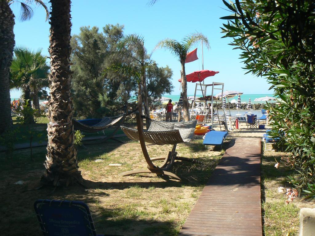 Hotel Sul Mare Al Gabbiano Scoglitti Exterior photo