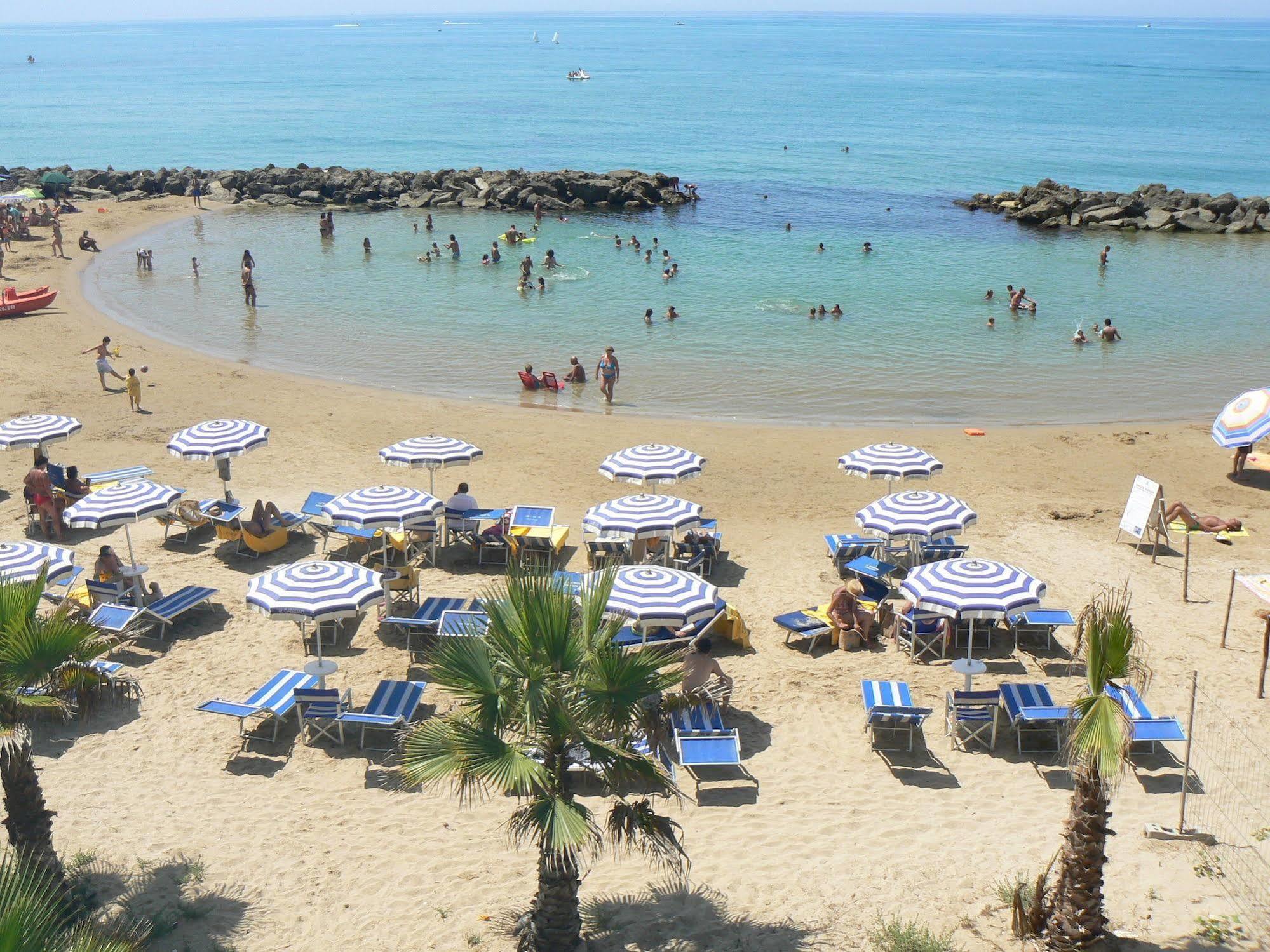 Hotel Sul Mare Al Gabbiano Scoglitti Exterior photo